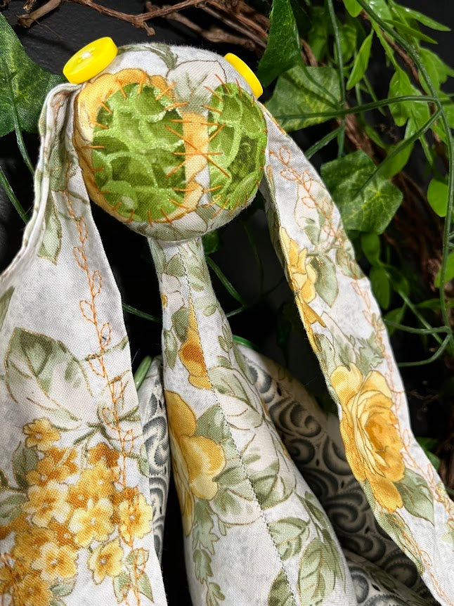 Yellow Roses Stitchpunk