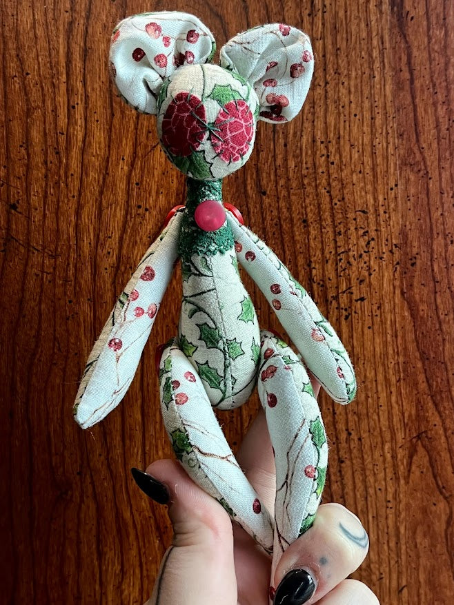 Mistletoe Mouse Pocketpunk