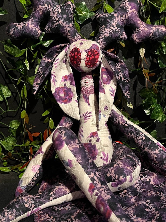 Mysterious Glance Stitchpunk