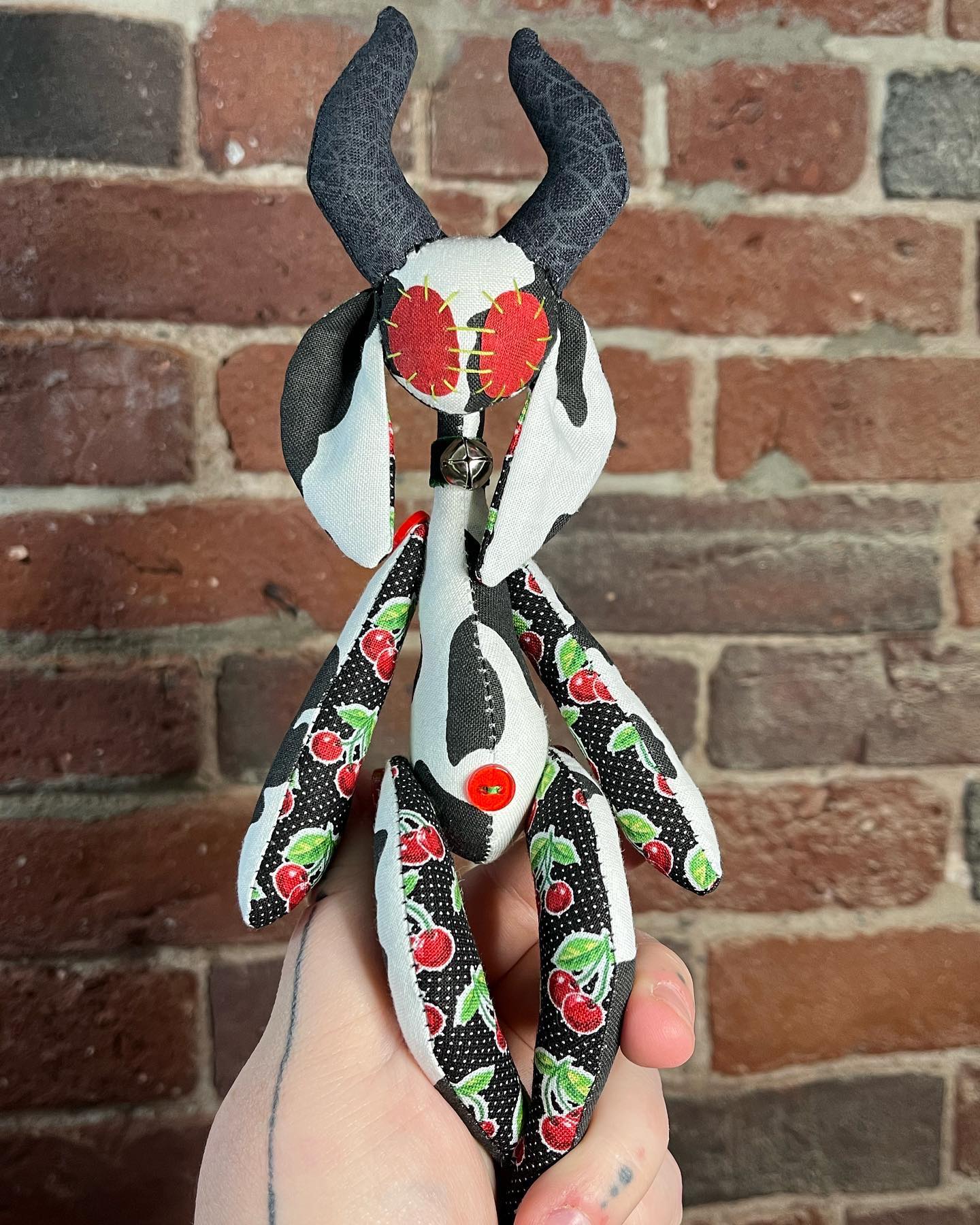 Deluxe Cherry Stem Cow Pocketpunk