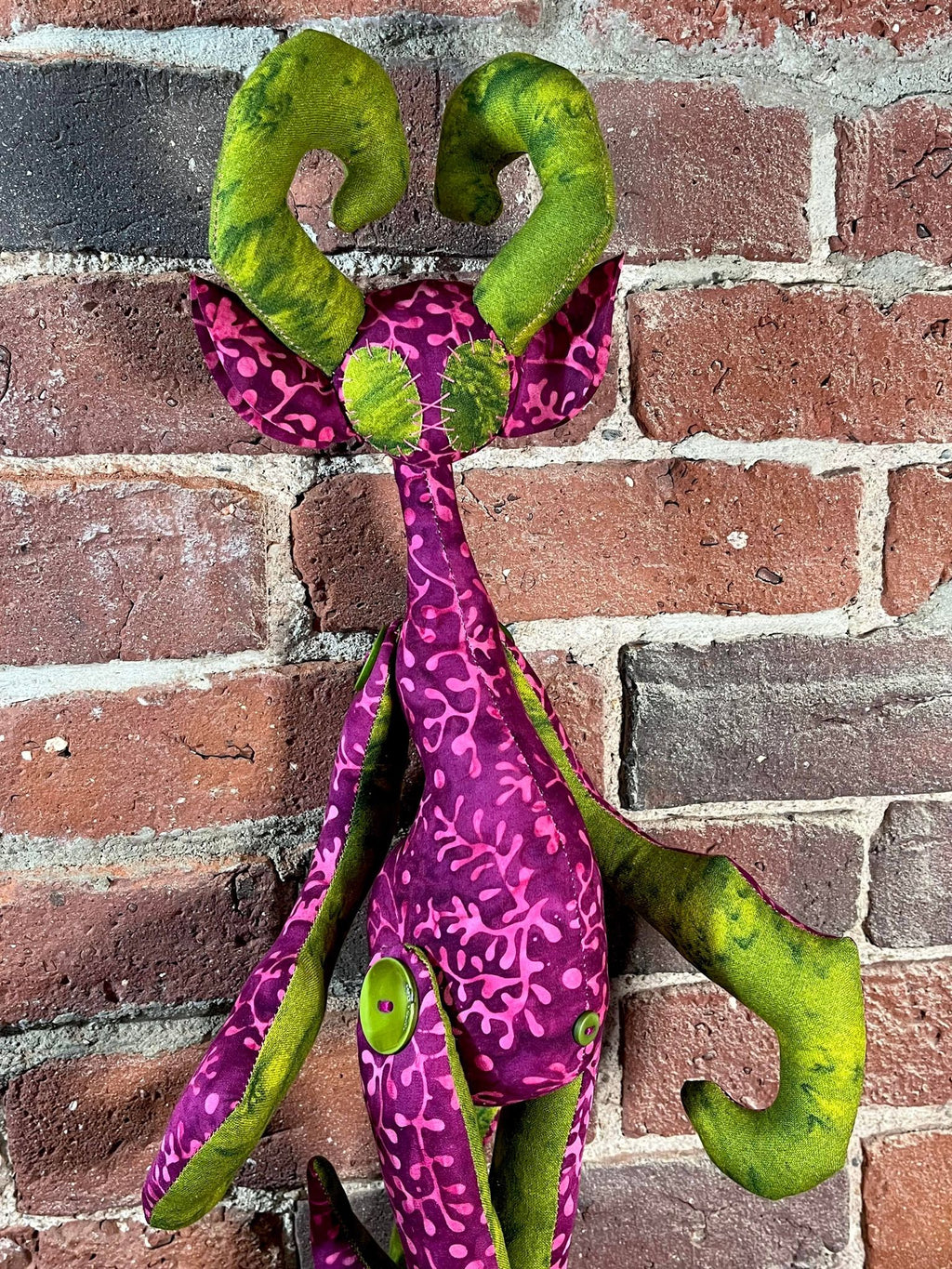 Raspberry Moss Stitchpunk